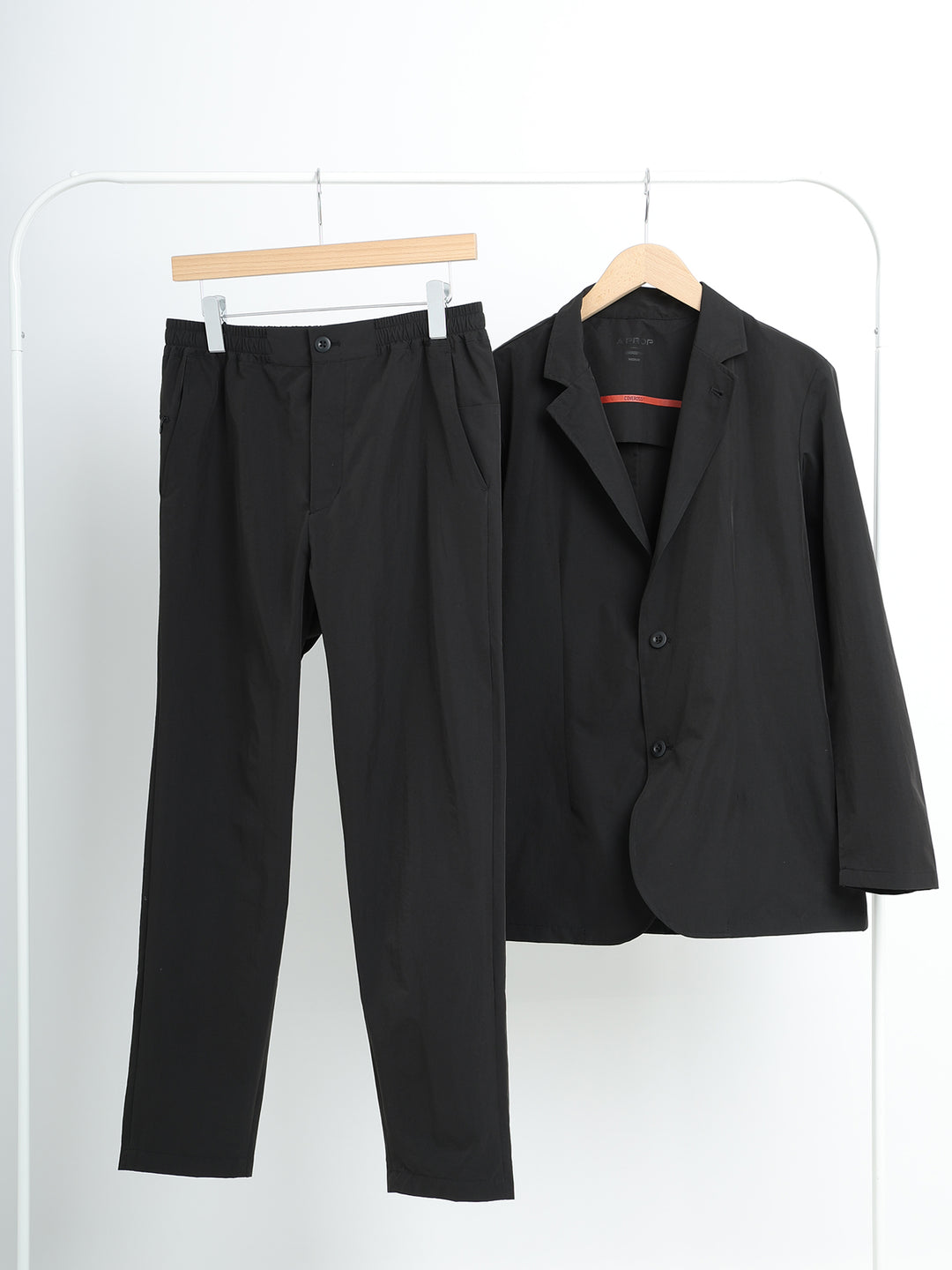 アクティベートウェア テックテーパードパンツ 6