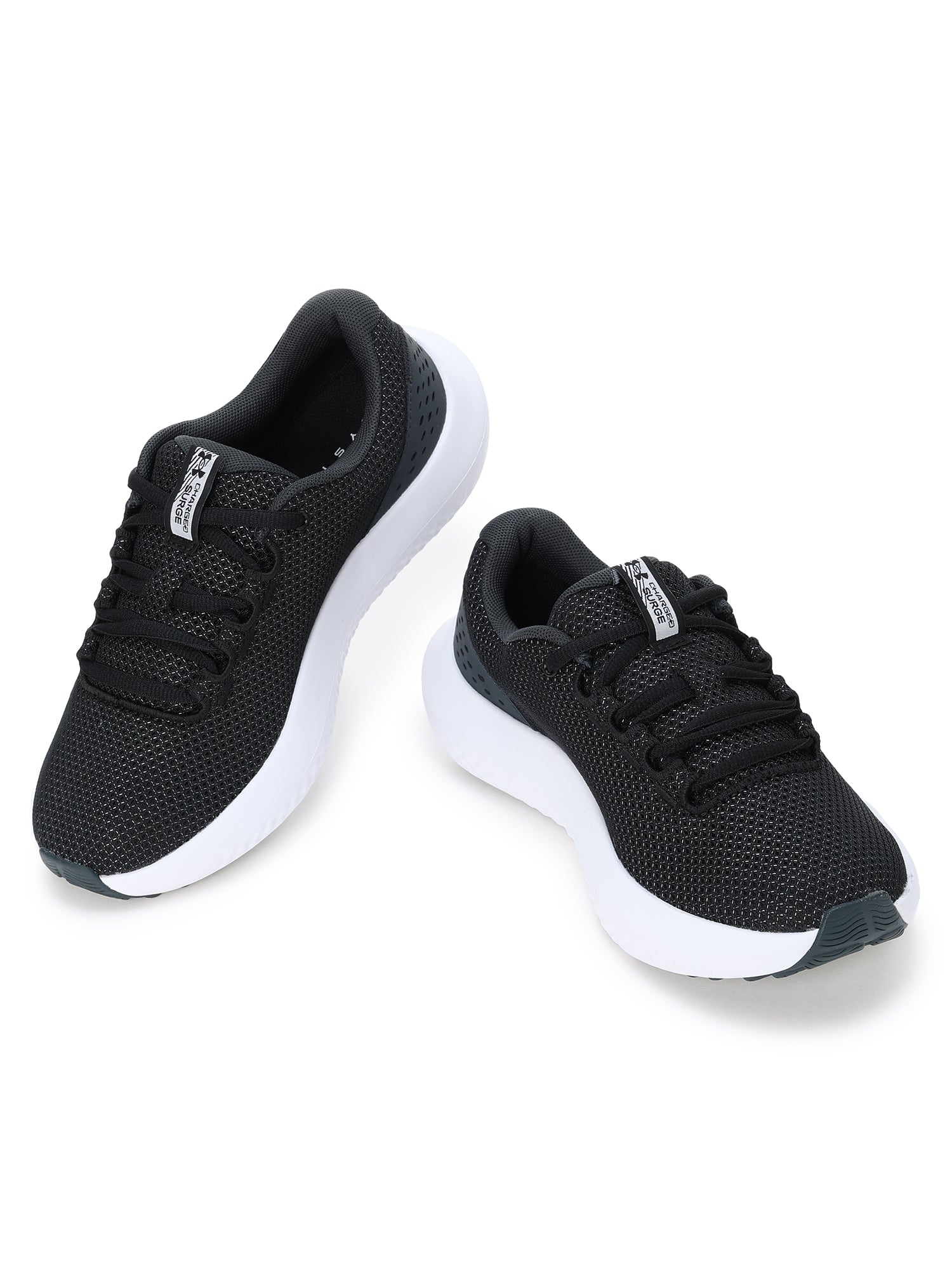 Under Armour チャージド サージ4 ワイド