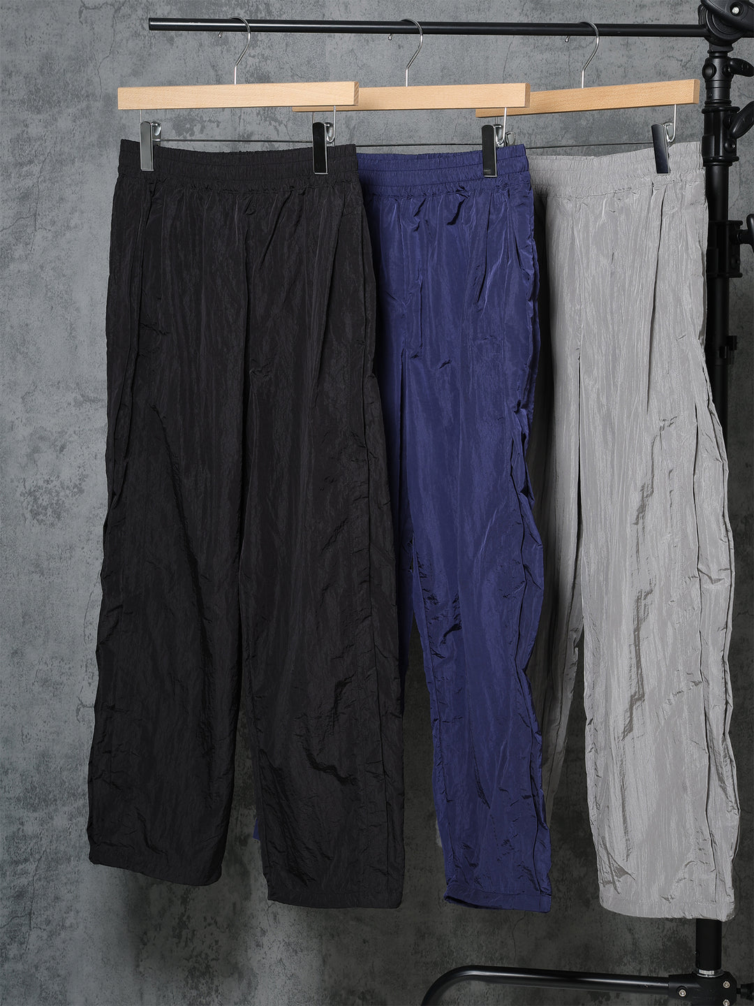 シャイニーナイロンパンツ 6