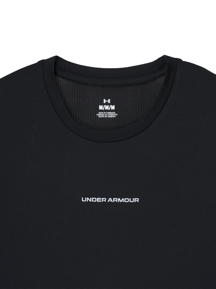 UA ストレッチ グラフィック スリーブレスシャツ 2
