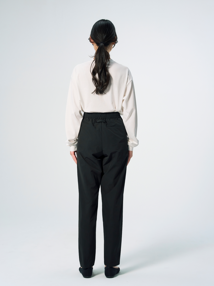 アクティベートウェア テックテーパードパンツ(ユニセックス)