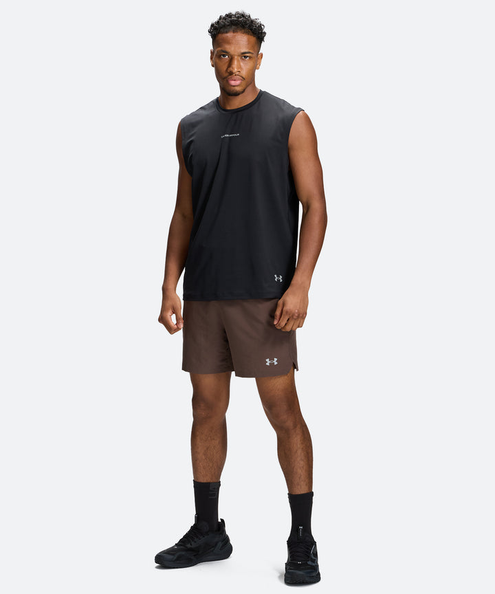UA ストレッチ グラフィック スリーブレスシャツ