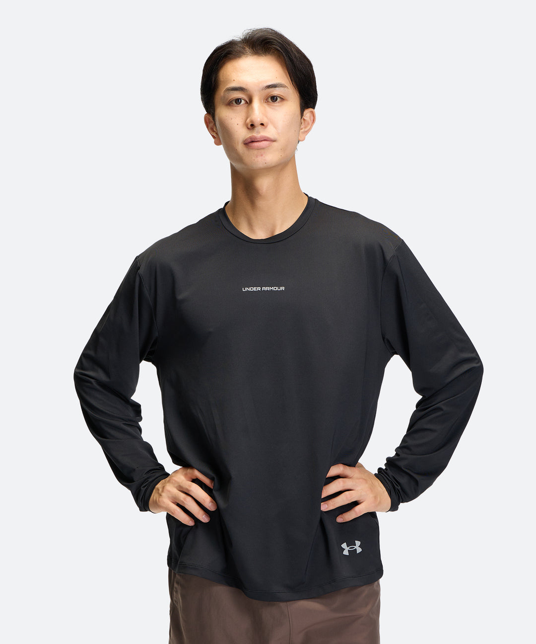UA ストレッチ グラフィック ロングスリーブシャツ
