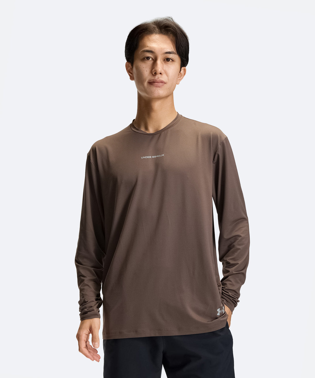 UA ストレッチ グラフィック ロングスリーブシャツ